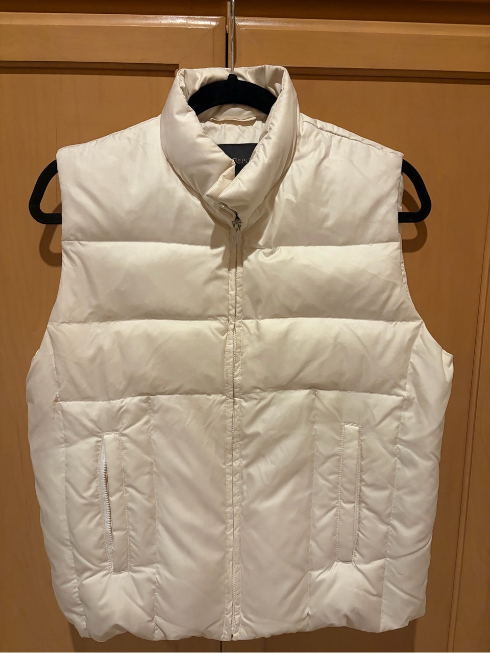 Banana Republic Cream Puffer Vest
